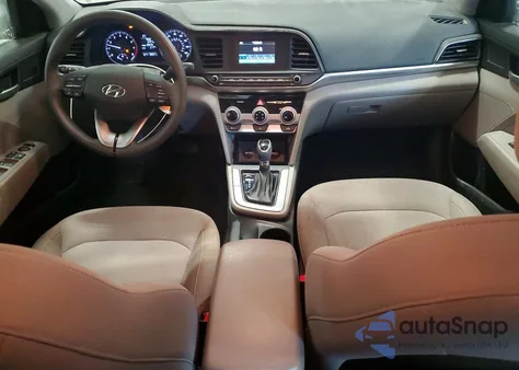 2019 Hyundai Elantra Se z USA, uszkodzony, nr VIN KMHD74LF9KU825899